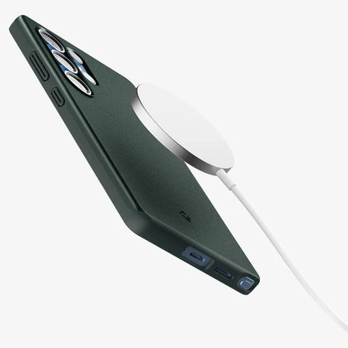 Thin Fit (MagFit + Qi2 Ready)